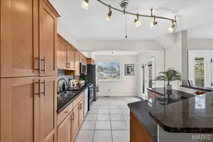 954 Rochdale Dr, Kirkwood, MO 63122 - Photo 7