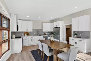 509 Parkwoods Ave, Kirkwood, MO 63122 - Photo 7