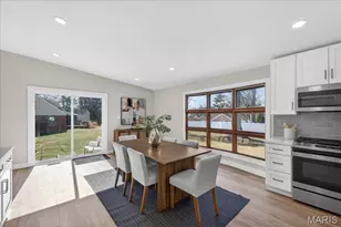 509 Parkwoods Ave, Kirkwood, MO 63122 - Photo 9