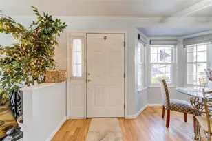 11941 Autumn Trace Ct, Maryland Heights, MO 63043 - Photo 9