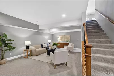 1025 Barry Court, Kirkwood, MO 63122 - Photo 29