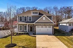1025 Barry Ct, Kirkwood, MO 63122 - Photo 1