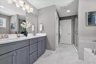 1025 Barry Ct, Kirkwood, MO 63122 - Photo 21