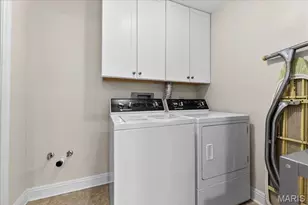 127 E Clinton Pl, Kirkwood, MO 63122 - Photo 13