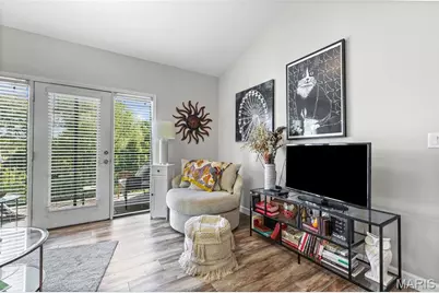 885 Forest Avenue #303, Valley Park, MO 63088 - Photo 9