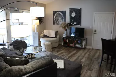 885 Forest Avenue #303, Valley Park, MO 63088 - Photo 1