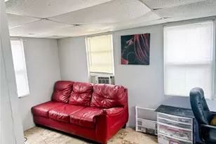 7101 Greenhaven Dr, Saint Louis, MO 63136 - Photo 9