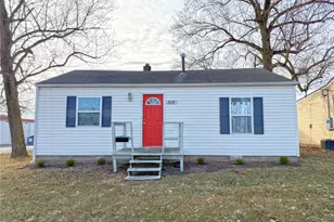 1018 Frick Ave, Warrenton, MO 63383 - Photo 1