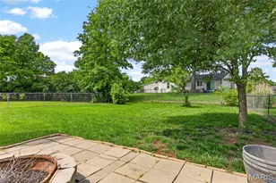 693 Rustic Valley Dr, Ballwin, MO 63021 - Photo 5