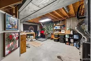 7028 Chalkstone Rd, Oakville, MO 63129 - Photo 39