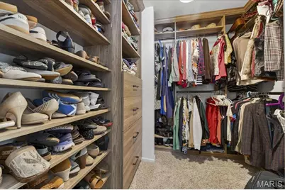 7028 Chalkstone Road, Oakville, MO 63129 - Photo 21