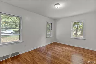 1354 Stein Rd, Ferguson, MO 63135 - Photo 9