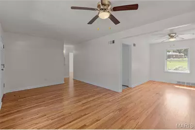 1354 Stein Road, Ferguson, MO 63135 - Photo 5