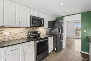 202 King Dr, Saint Charles, MO 63303 - Photo 13