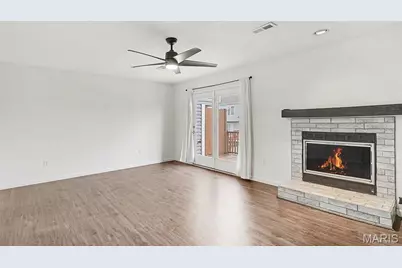 202 King Drive #B, Saint Charles, MO 63303 - Photo 3