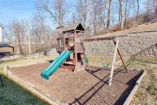 5451 Hagemann Pointe Dr, Saint Louis, MO 63128 - Photo 45