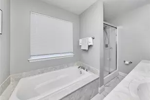 5451 Hagemann Pointe Dr, Saint Louis, MO 63128 - Photo 29