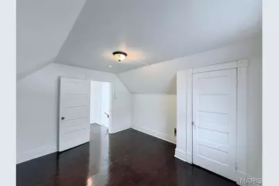 5250 Highland Avenue, Saint Louis, MO 63113 - Photo 25