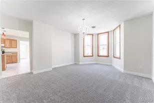 221 W Miller St, De Soto, MO 63020 - Photo 3