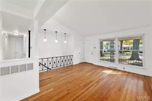 2437 Pinehurst Dr, Saint Louis, MO 63114 - Photo 5