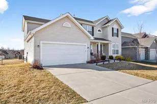 169 Hidden Bluffs Dr, Lake Saint Louis, MO 63367 - Photo 3