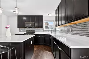 169 Hidden Bluffs Dr, Lake Saint Louis, MO 63367 - Photo 21