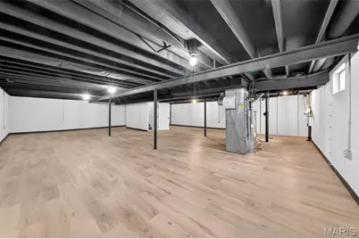 5881 Sir Edward Lane, Florissant, MO 63033 - Photo 35