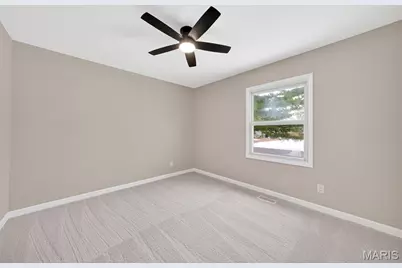 5881 Sir Edward Lane, Florissant, MO 63033 - Photo 21