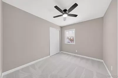 5881 Sir Edward Lane, Florissant, MO 63033 - Photo 23