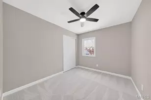 5881 Sir Edward Ln, Florissant, MO 63033 - Photo 23