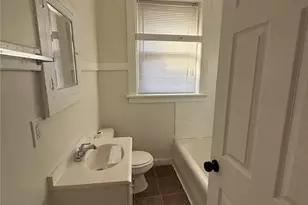 5120 Lexington Ave, Saint Louis, MO 63115 - Photo 5