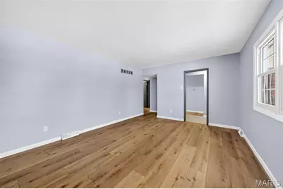 1960 David Drive, Florissant, MO 63031 - Photo 3