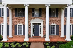 1 Delvin Ct, Town and Country, MO 63141 - Photo 3