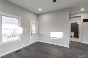 401 E Miller St, De Soto, MO 63020 - Photo 9