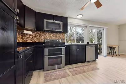 6995 Candlewick Way, Saint Louis, MO 63033 - Photo 11