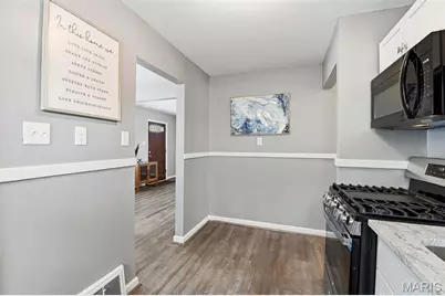 10753 Saint Stephen Lane, Saint Ann, MO 63074 - Photo 9