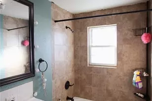 308 N Belle Ave, New Melle, MO 65013 - Photo 9