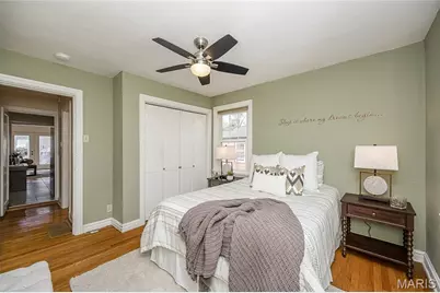 872 Queen Anne Place, Glendale, MO 63122 - Photo 23