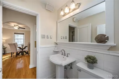 872 Queen Anne Place, Glendale, MO 63122 - Photo 25