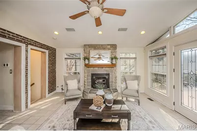 872 Queen Anne Place, Glendale, MO 63122 - Photo 21