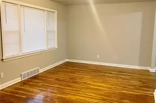 9418 Pattonwood Dr, Jennings, MO 63136 - Photo 11