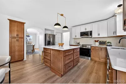 100 Gailwood Drive, Saint Peters, MO 63376 - Photo 9