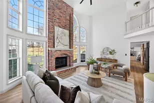 100 Gailwood Dr, Saint Peters, MO 63376 - Photo 3