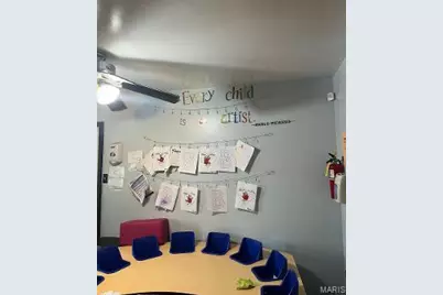 10047 Castle Drive, Saint Louis, MO 63136 - Photo 7