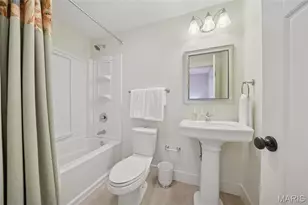 6916 Amherst Ave, University City, MO 63130 - Photo 31