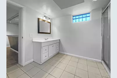 2190 Love Lane, Florissant, MO 63031 - Photo 13