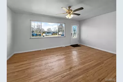 2190 Love Lane, Florissant, MO 63031 - Photo 3