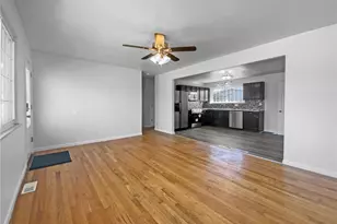 2190 Love Ln, Florissant, MO 63031 - Photo 7