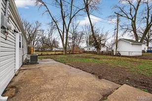 1410 Vero Dr, Wentzville, MO 63385 - Photo 17