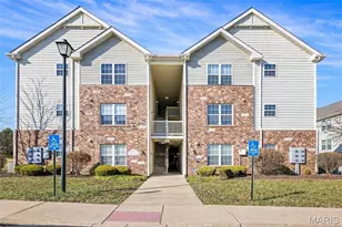 1233 Piedmont Cir, Saint Peters, MO 63304 - Photo 1